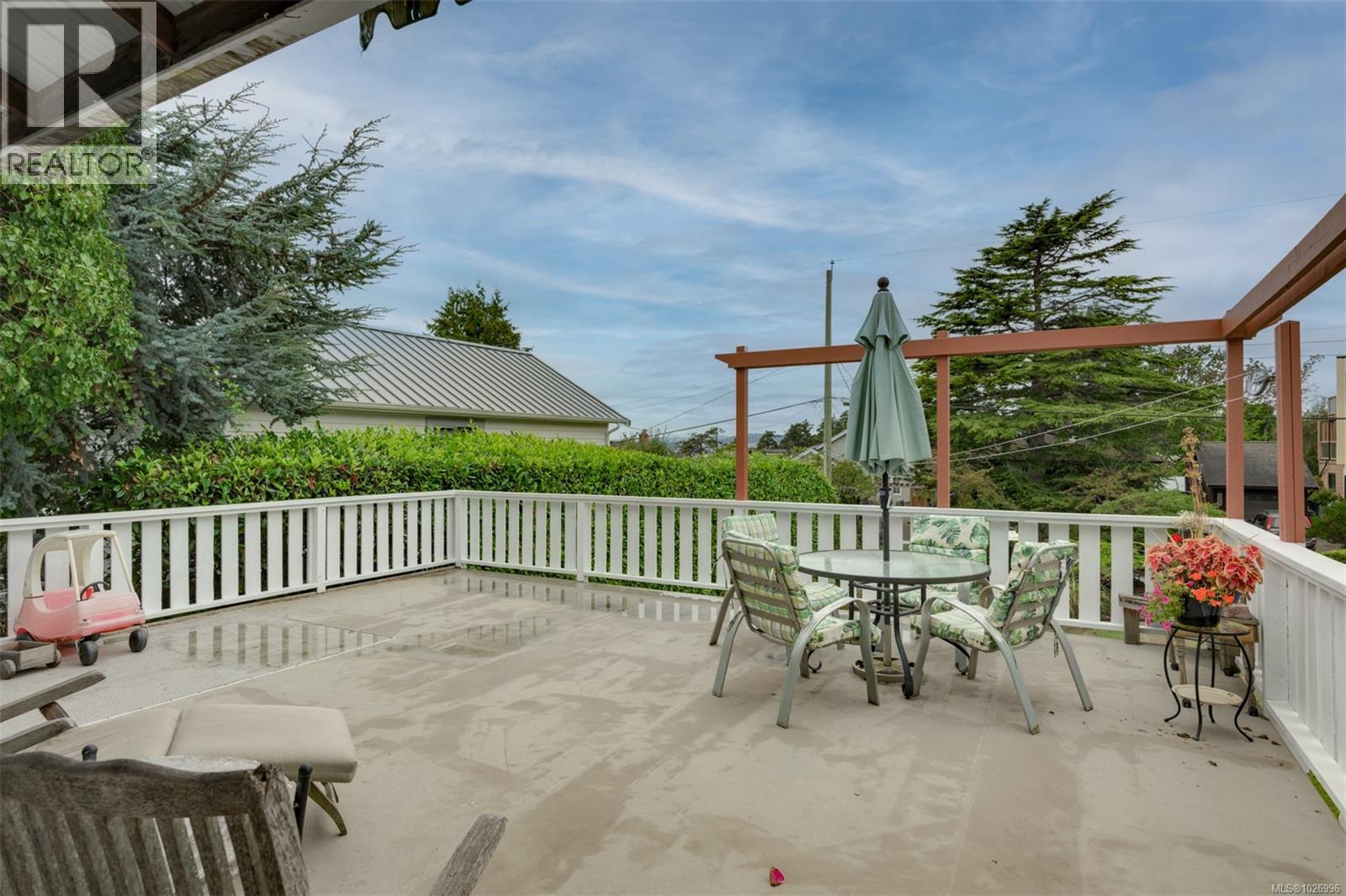  470 Constance Avenue, Esquimalt