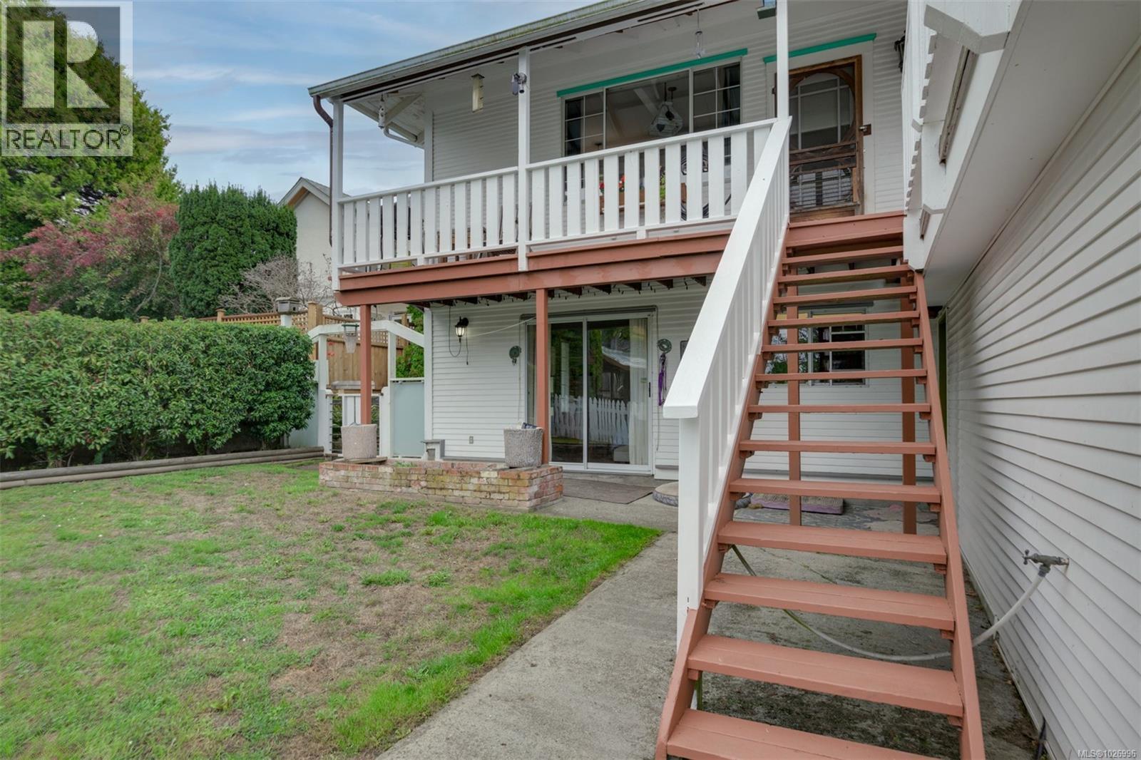  470 Constance Avenue, Esquimalt