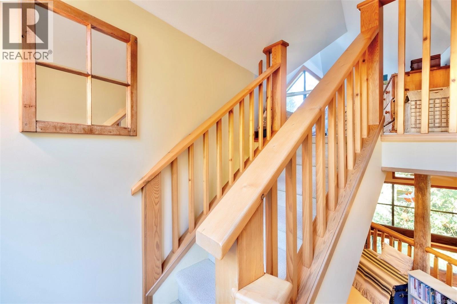 1290 Lynn Rd, Tofino