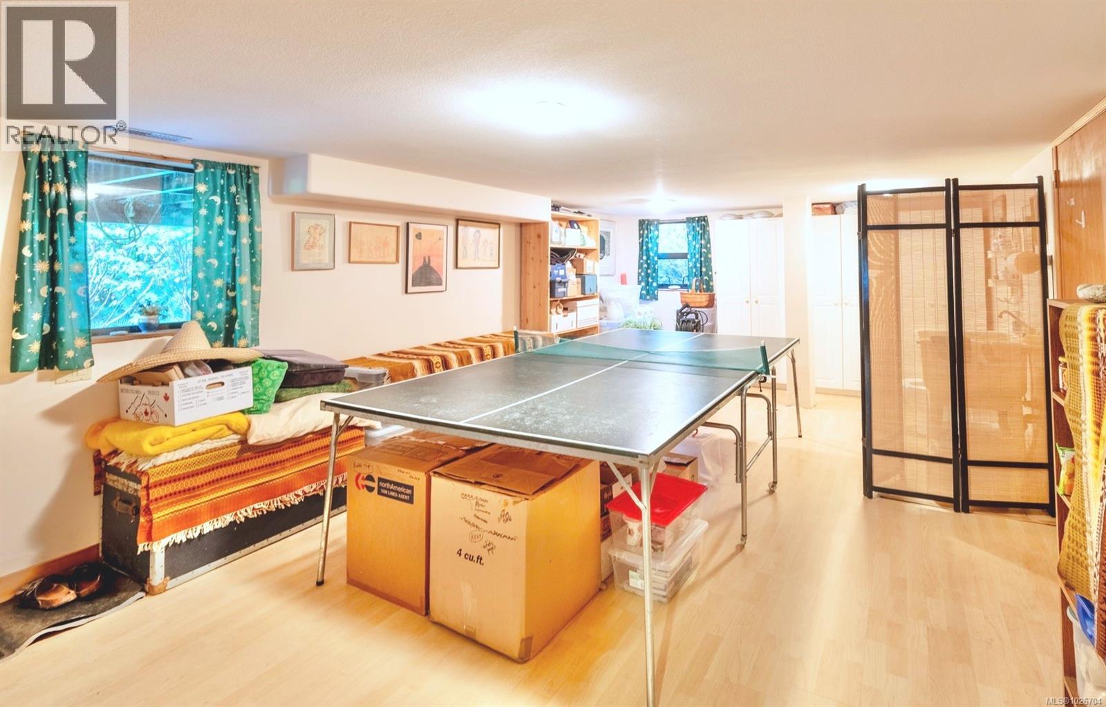 1290 Lynn Rd, Tofino