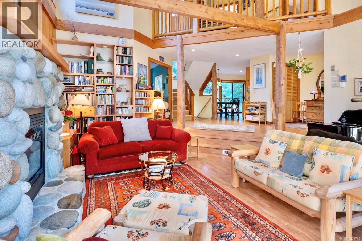 1290 Lynn Rd, Tofino