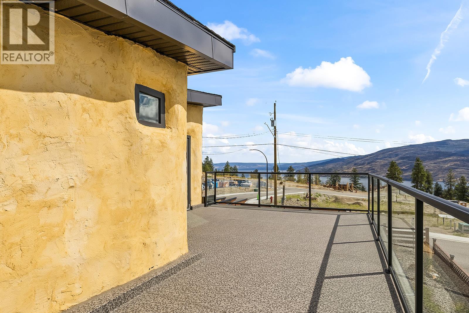  6226 Sanderson Avenue, Peachland