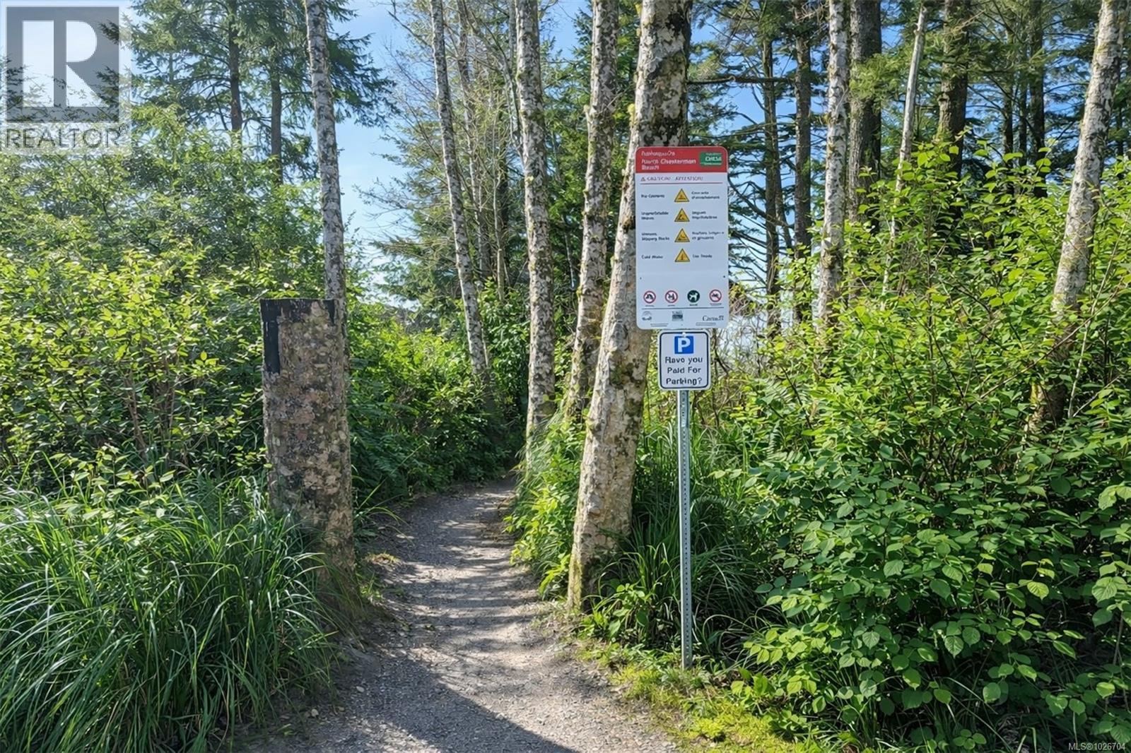 1290 Lynn Rd, Tofino