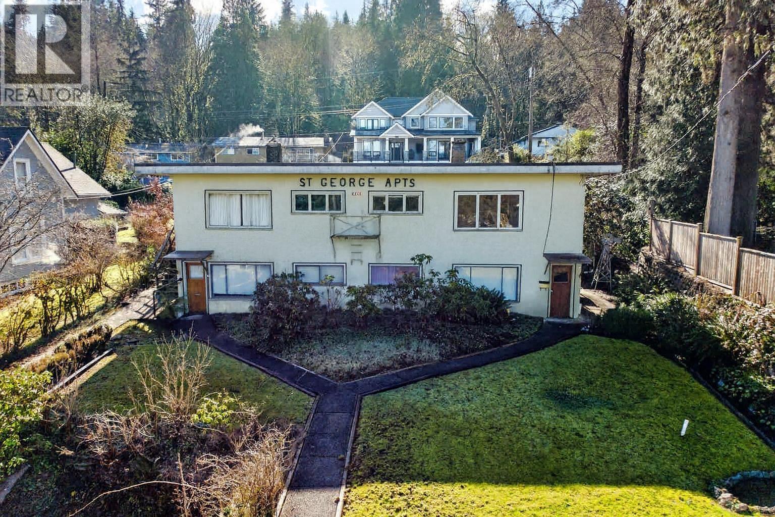 2217 ST GEORGE STREET - Main photo, Port Moody, British Columbia