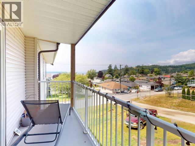 307-5700 WILLOW AVE, Powell River