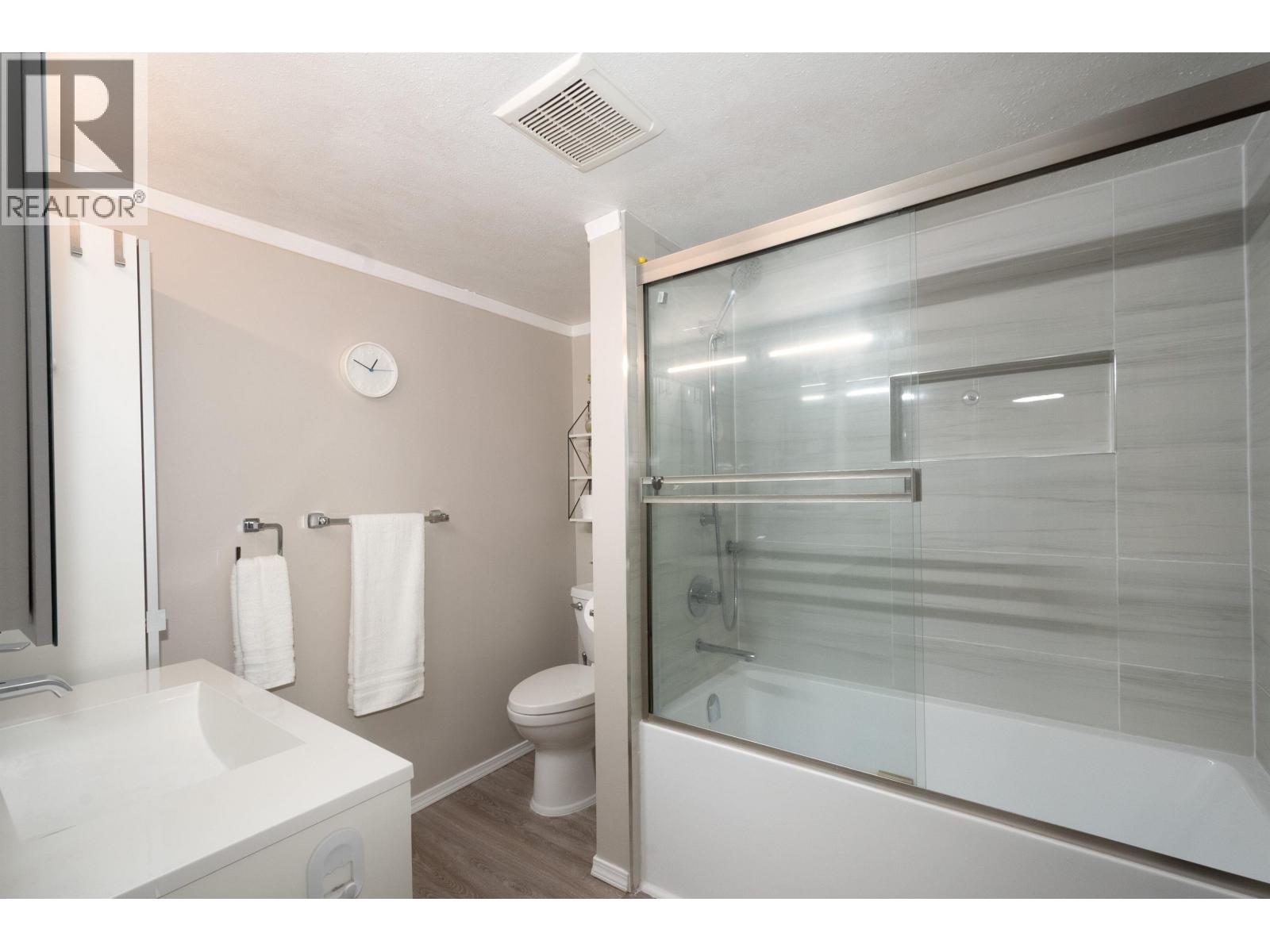 8 385 GINGER DRIVE, New Westminster