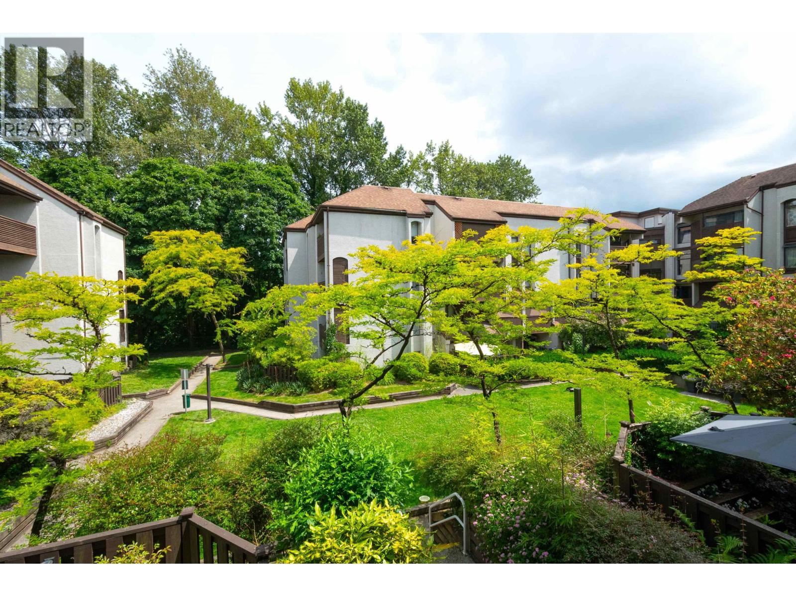 8 385 GINGER DRIVE, New Westminster