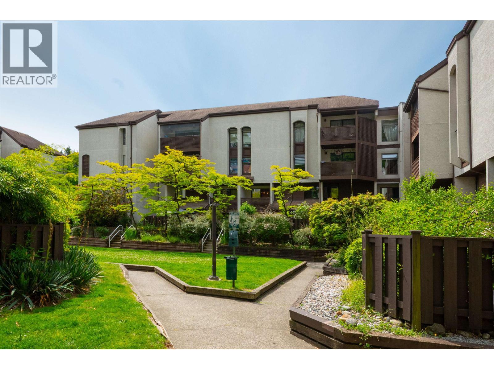 8 385 GINGER DRIVE, New Westminster