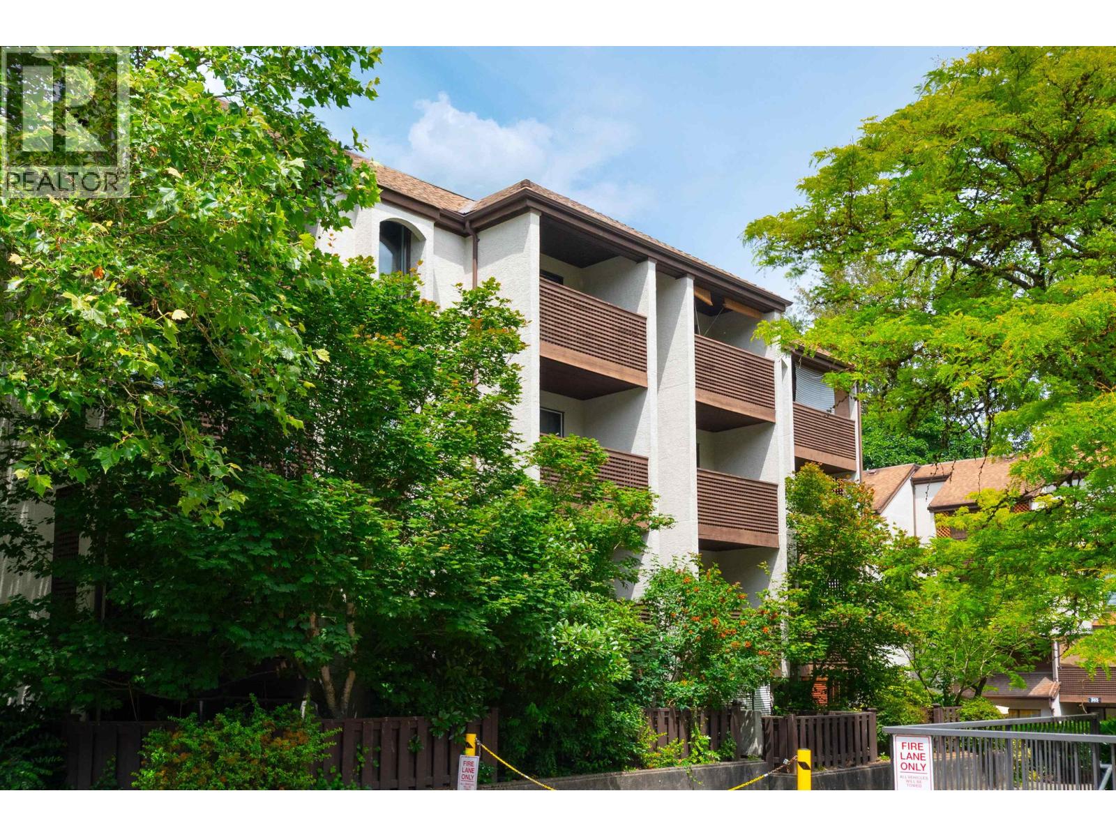 8 385 GINGER DRIVE, New Westminster