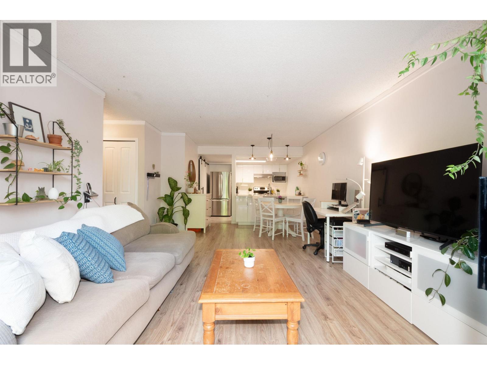 8 385 GINGER DRIVE, New Westminster