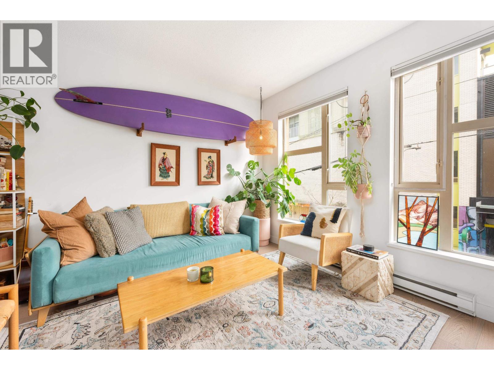 212 205 10TH Avenue - photo 2