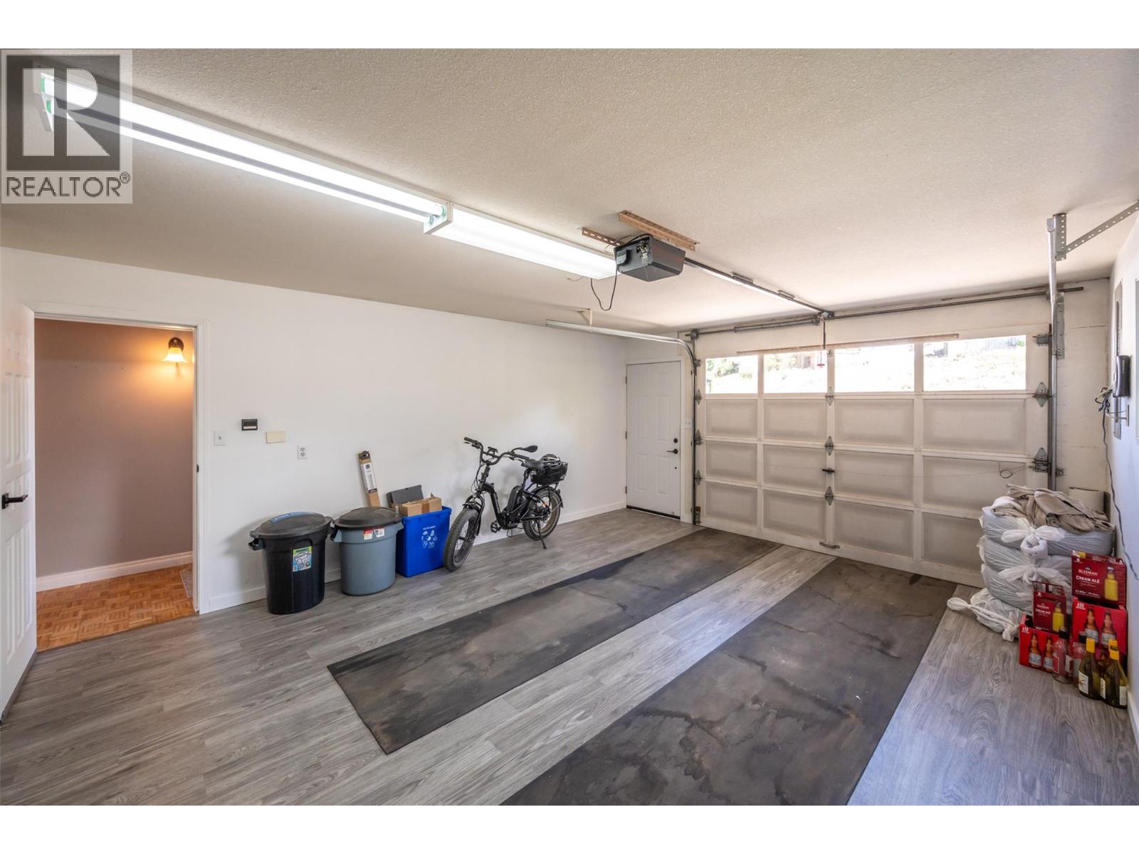 1332 Peachcliff Drive, Okanagan Falls