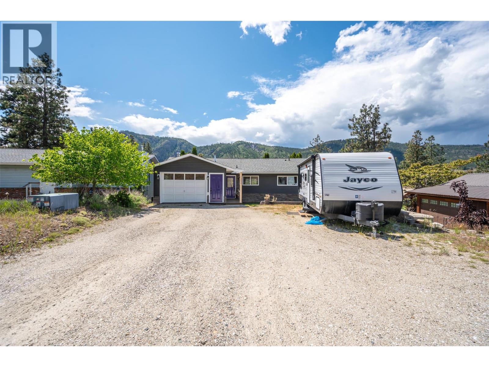 1332 Peachcliff Drive, Okanagan Falls