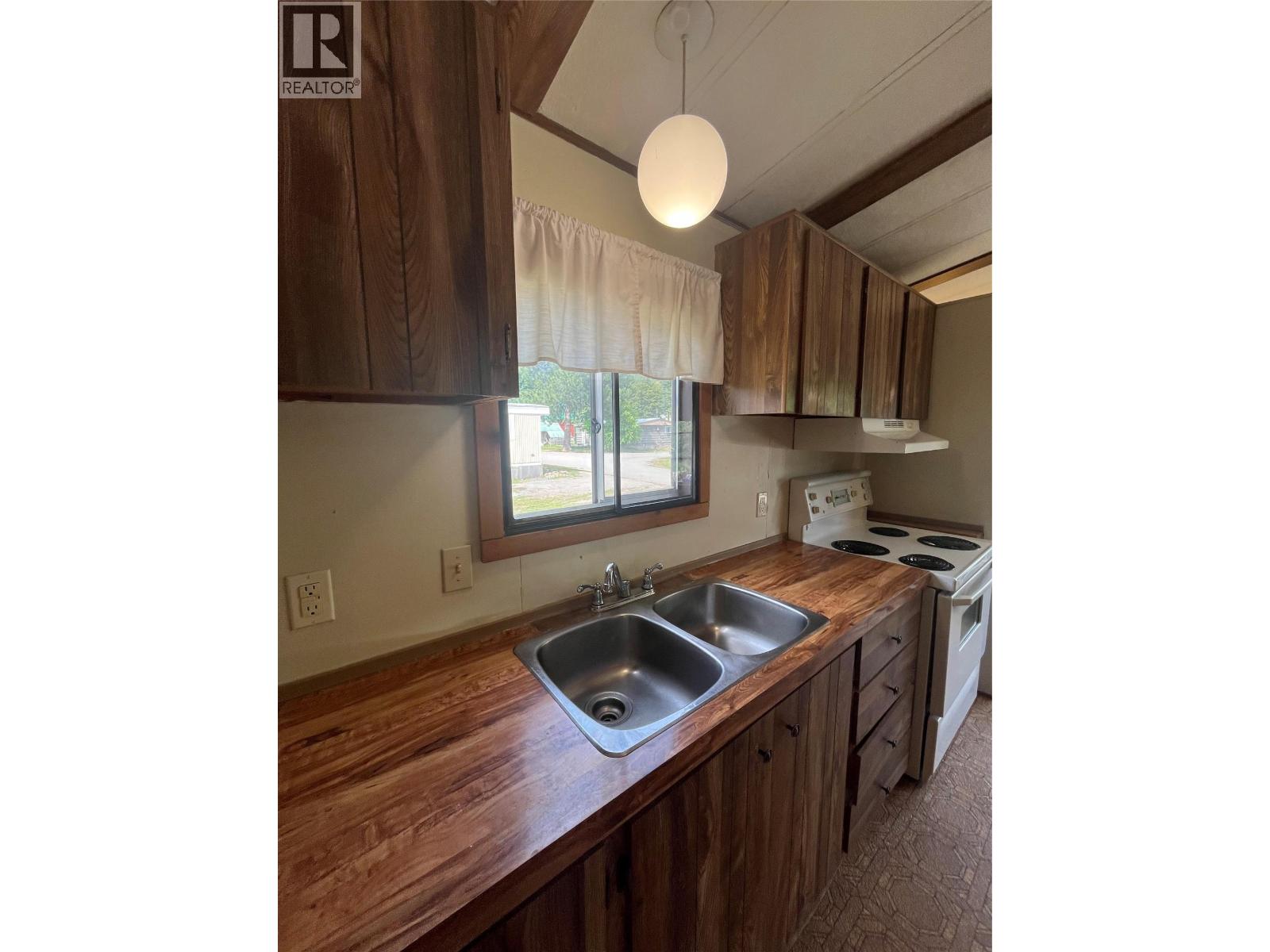 4232 Eldon Frontage Road Unit# 2, Tappen