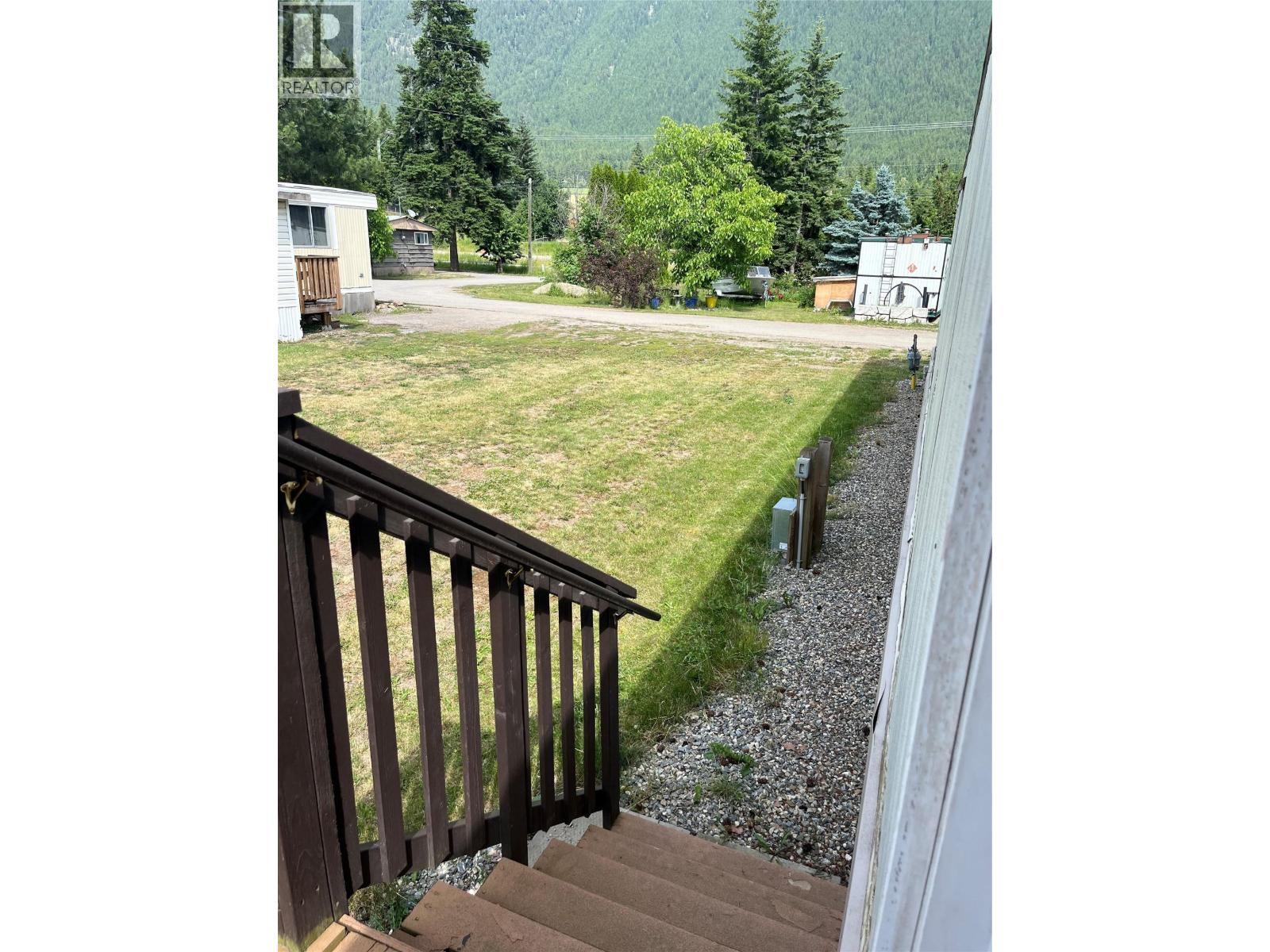 #2 4232 Eldon Frontage Road - 20