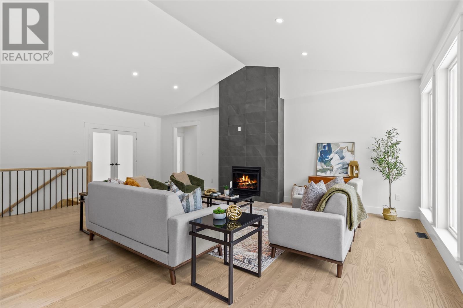26 Edgewater Lane - 8