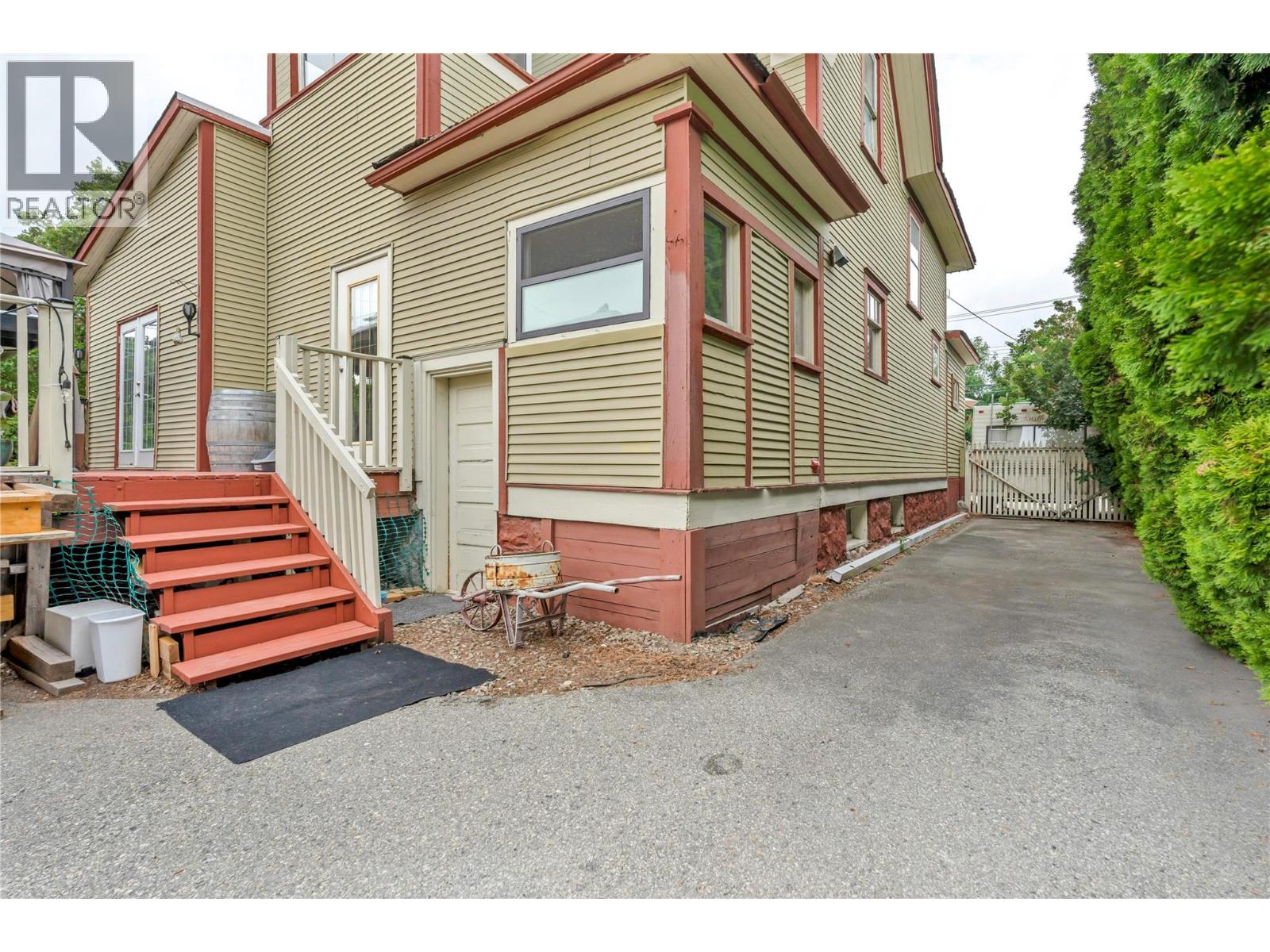 494 Young Street, Penticton