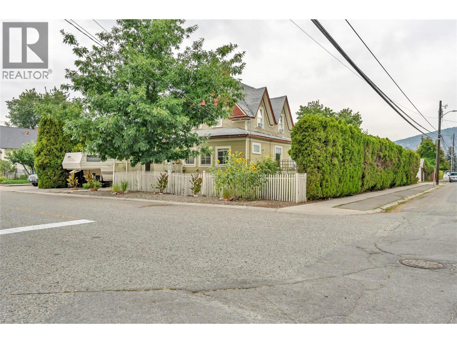 494 Young Street, Penticton