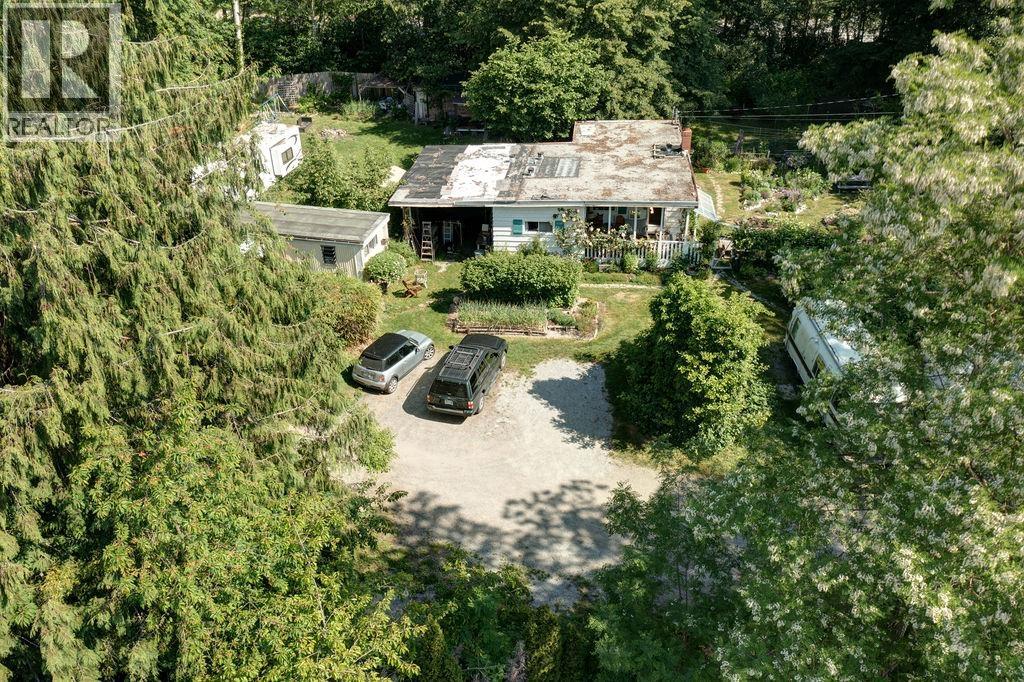 947 NORTH ROAD, Gibsons