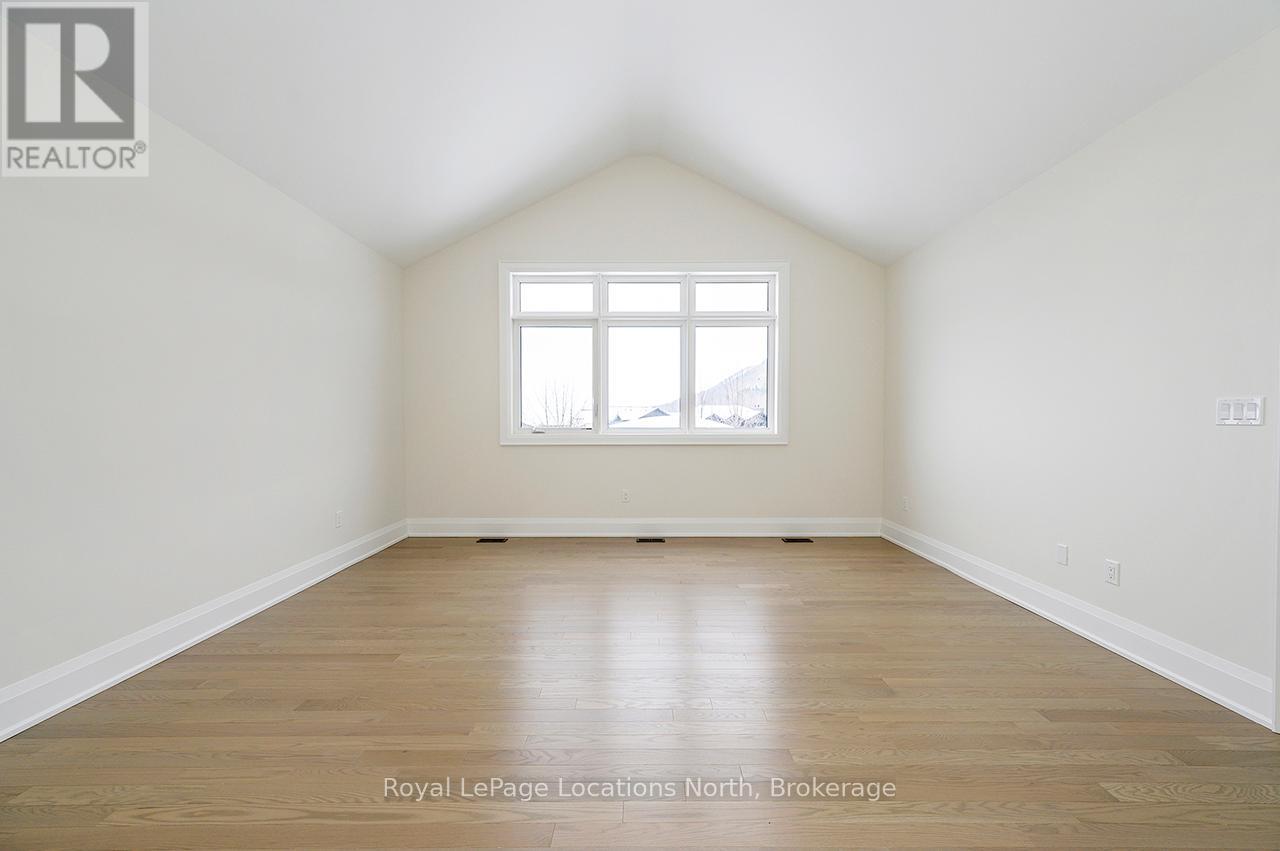 113 CLEMENT LANE - 25