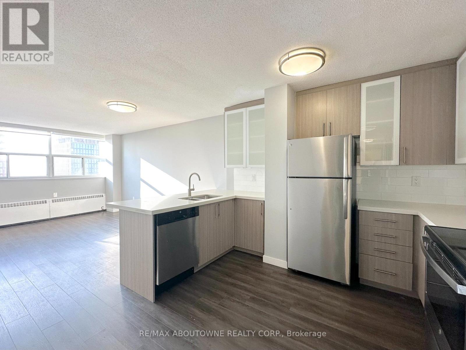 Listing photo of 2109 - 2575 DANFORTH AVENUE