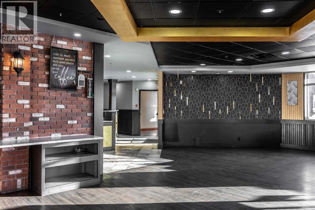 8200 Franklin Avenue, Fort McMurray