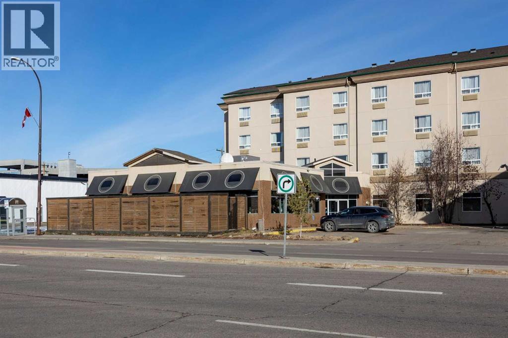 8200 Franklin Avenue, Fort McMurray