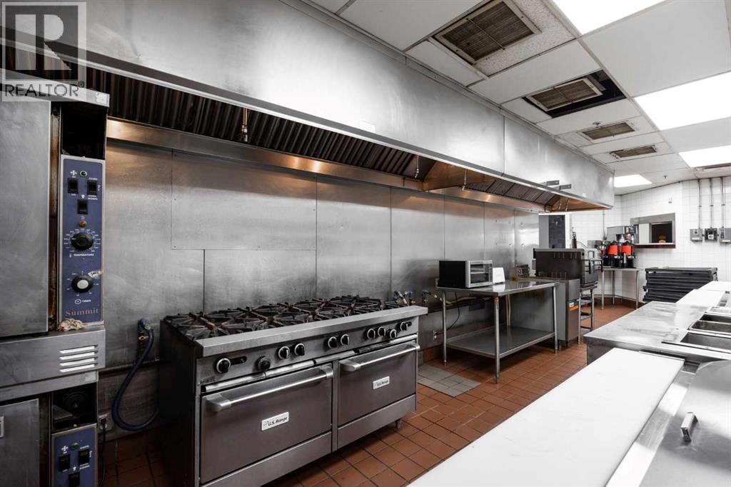 8200 Franklin Avenue, Fort McMurray