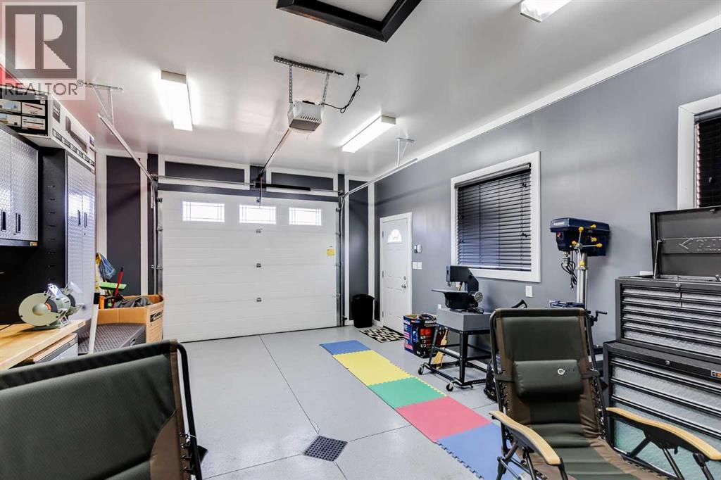 
          7 Filbert Close
            <br/>
            <span>Sylvan Lake</span>
            , 
            <span>AB</span>
             <span>T4S2L2</span>
         - Photo 29