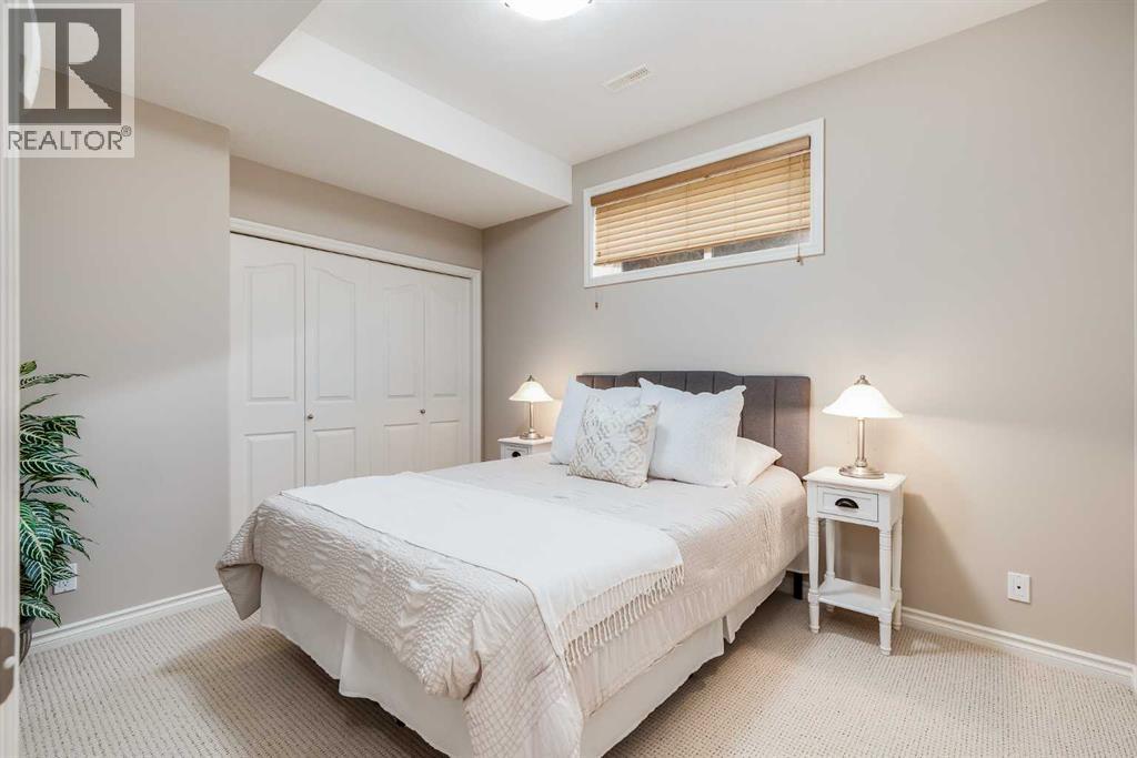 
          7 Filbert Close
            <br/>
            <span>Sylvan Lake</span>
            , 
            <span>AB</span>
             <span>T4S2L2</span>
         - Photo 23