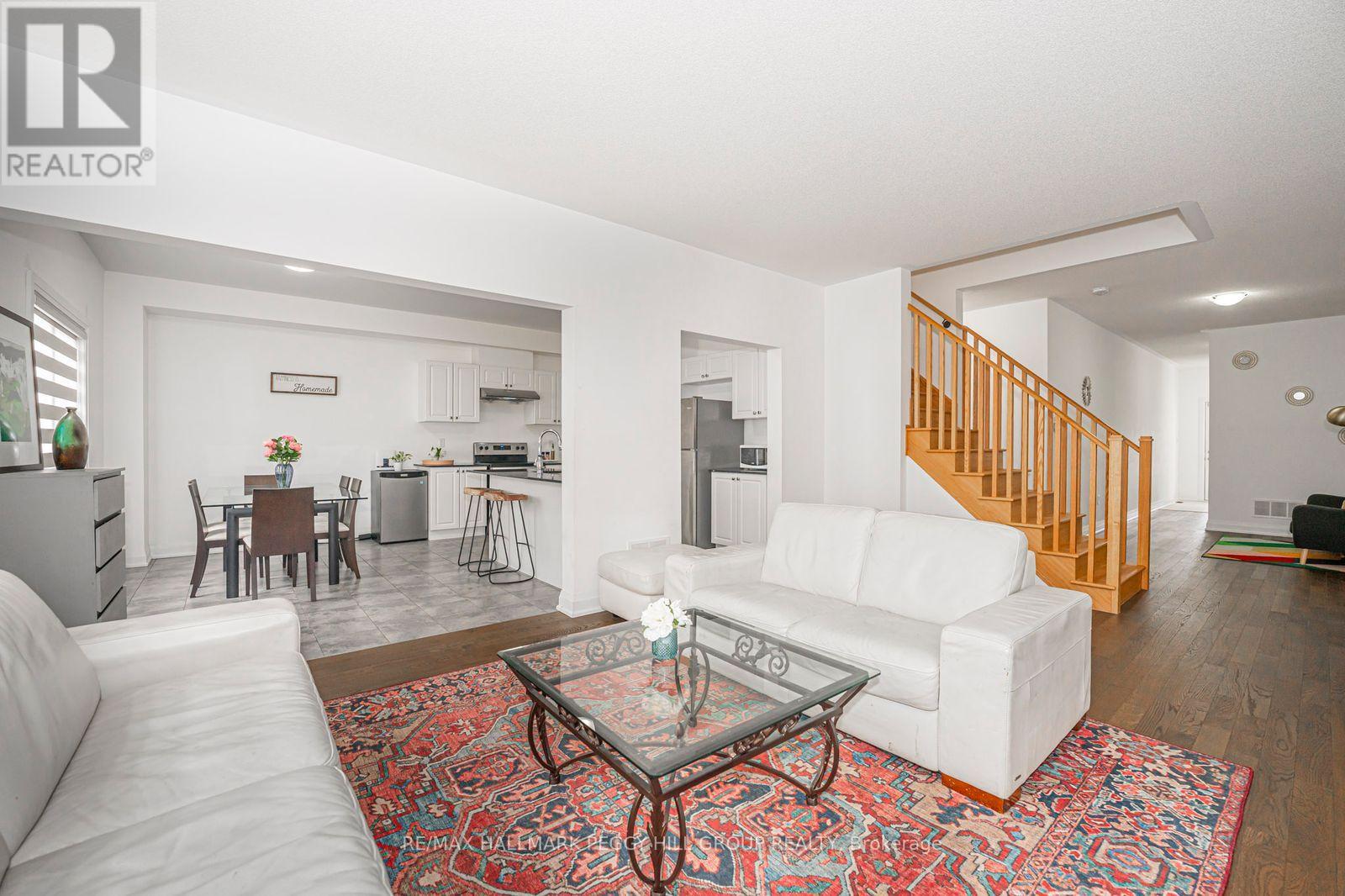 42 ALASKAN HEIGHTS - Photo 3 of 16, Barrie, Ontario