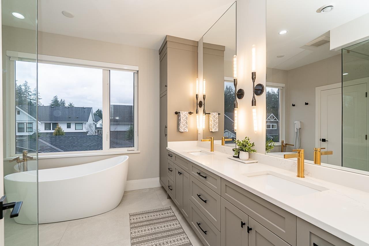 2833 204 STREET, Langley