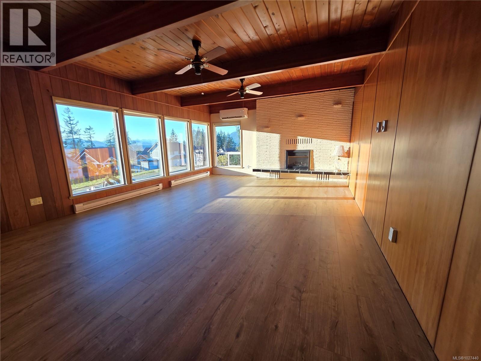 3503 16th Ave - Photo 3 of 31, Port Alberni, British Columbia