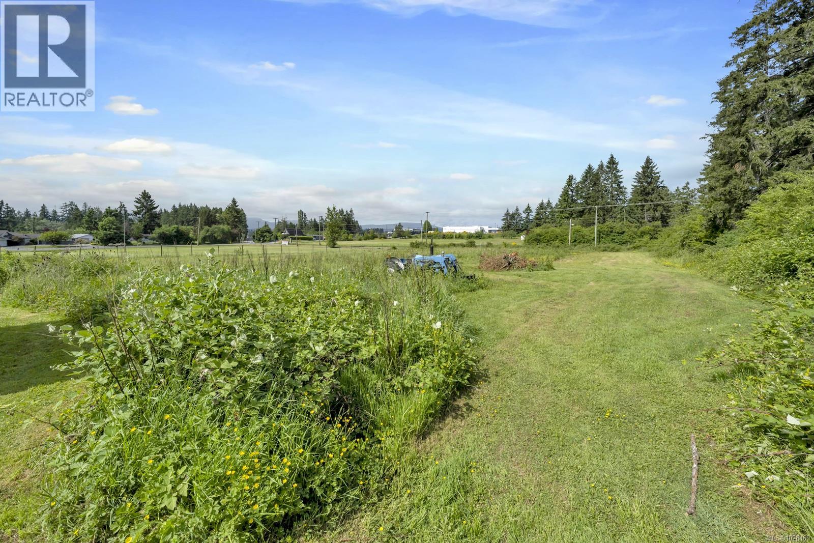 6588 Norcross Rd, Duncan