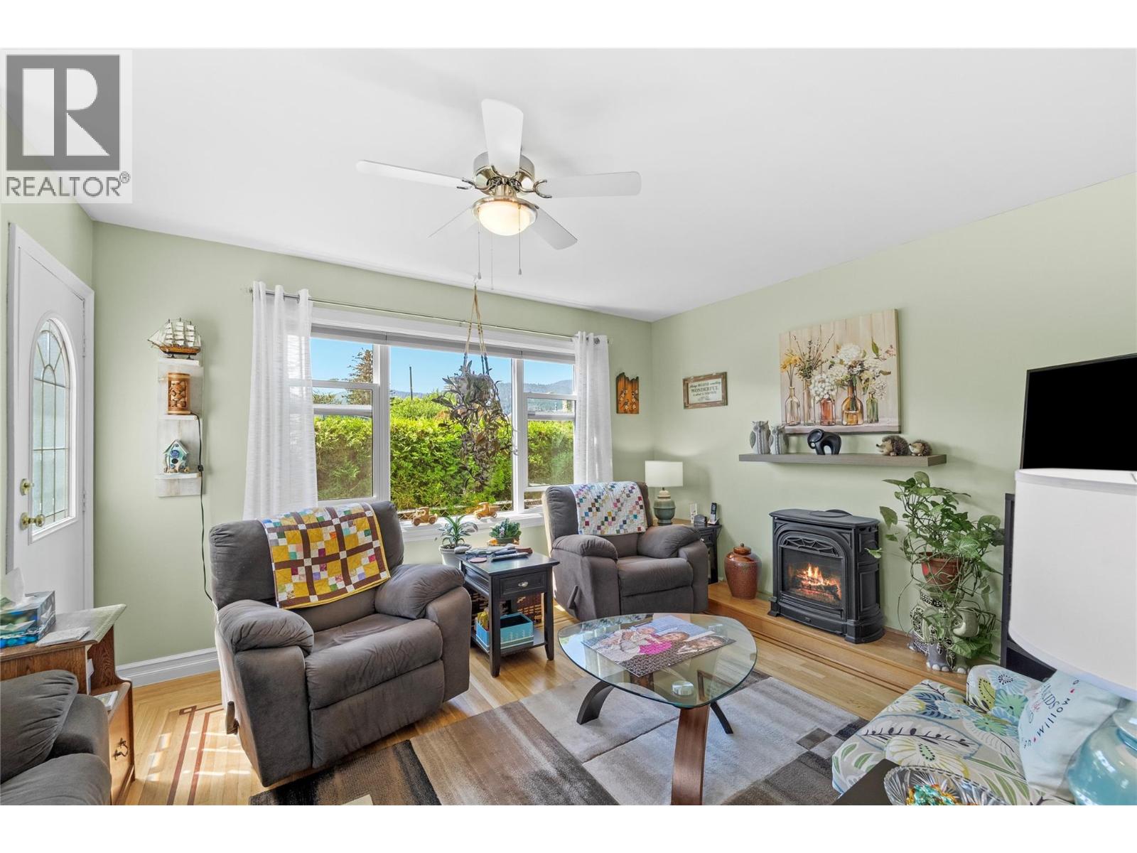 1851 Granite Avenue, Merritt