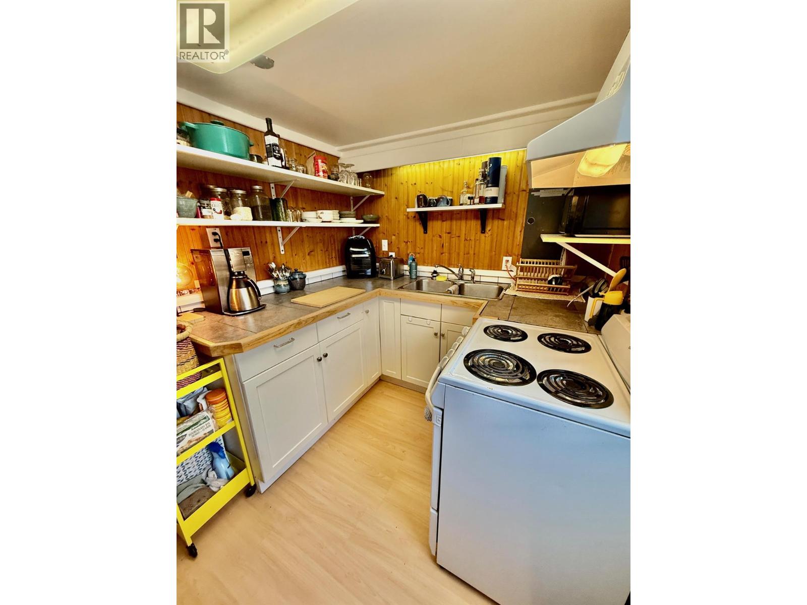 209 6th Avenue, Castlegar