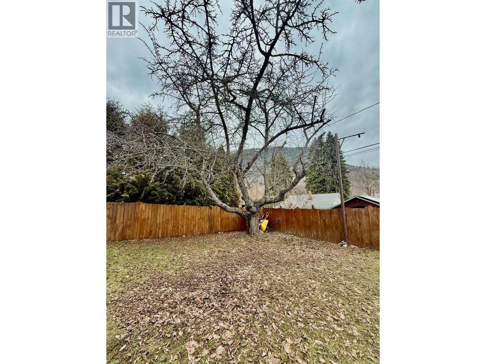 209 6th Avenue, Castlegar