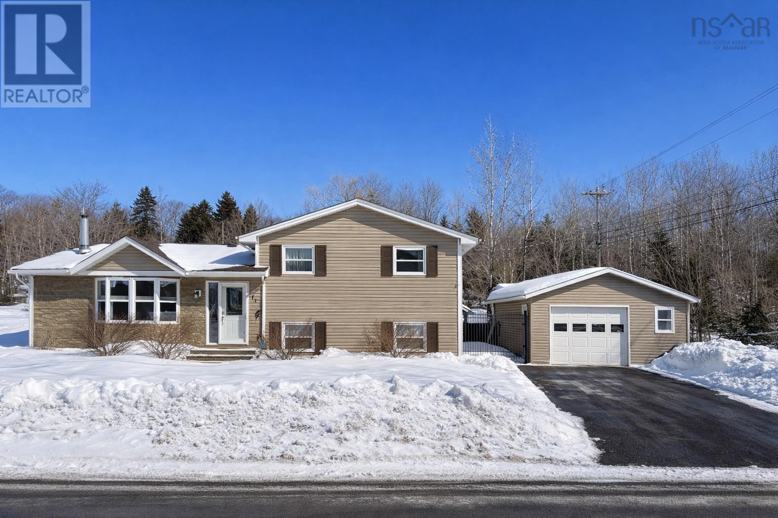 Property photo of 132 Nictaux Drive