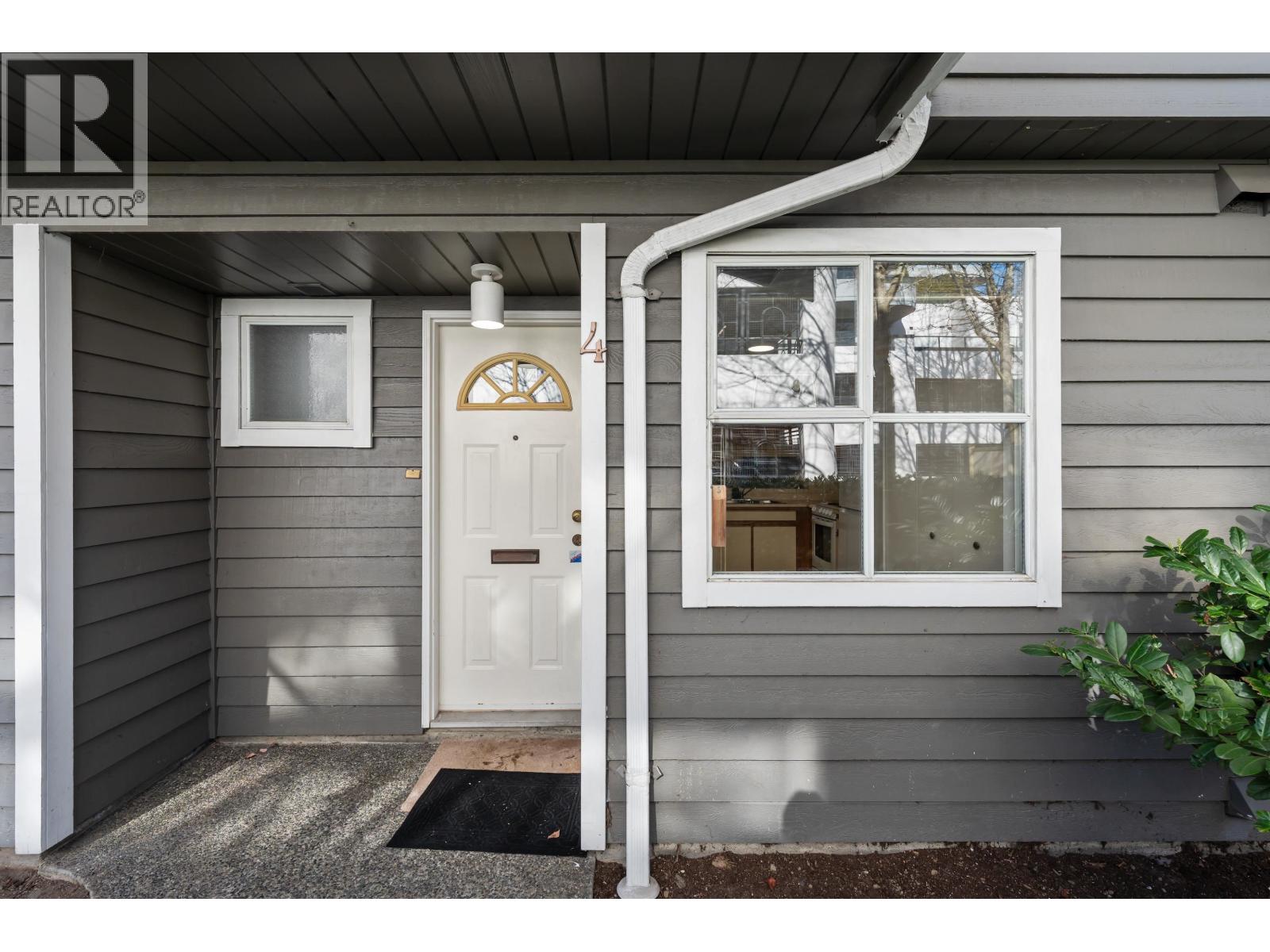 4 6631 COONEY ROAD, Richmond