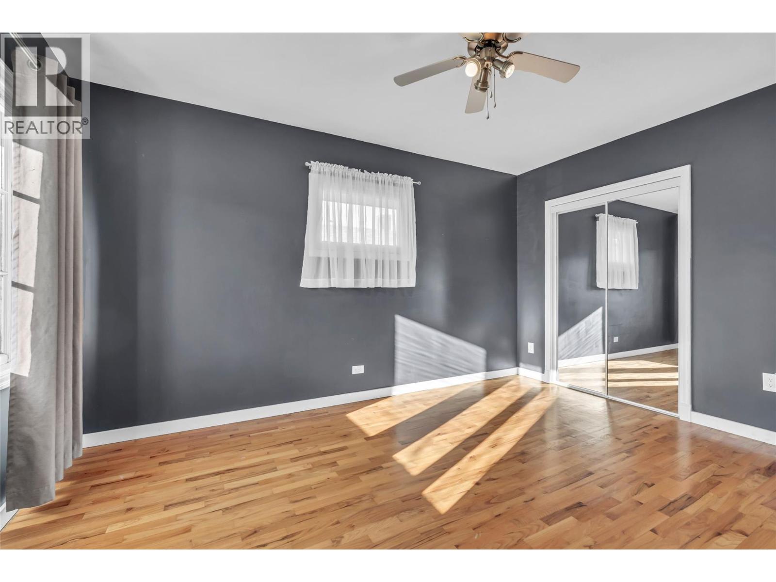 566 Van Horne Street, Penticton