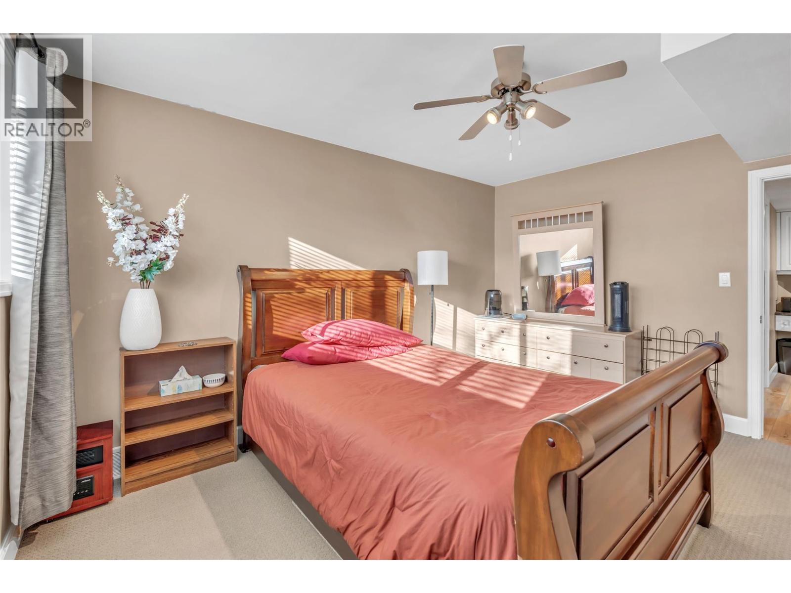 566 Van Horne Street, Penticton