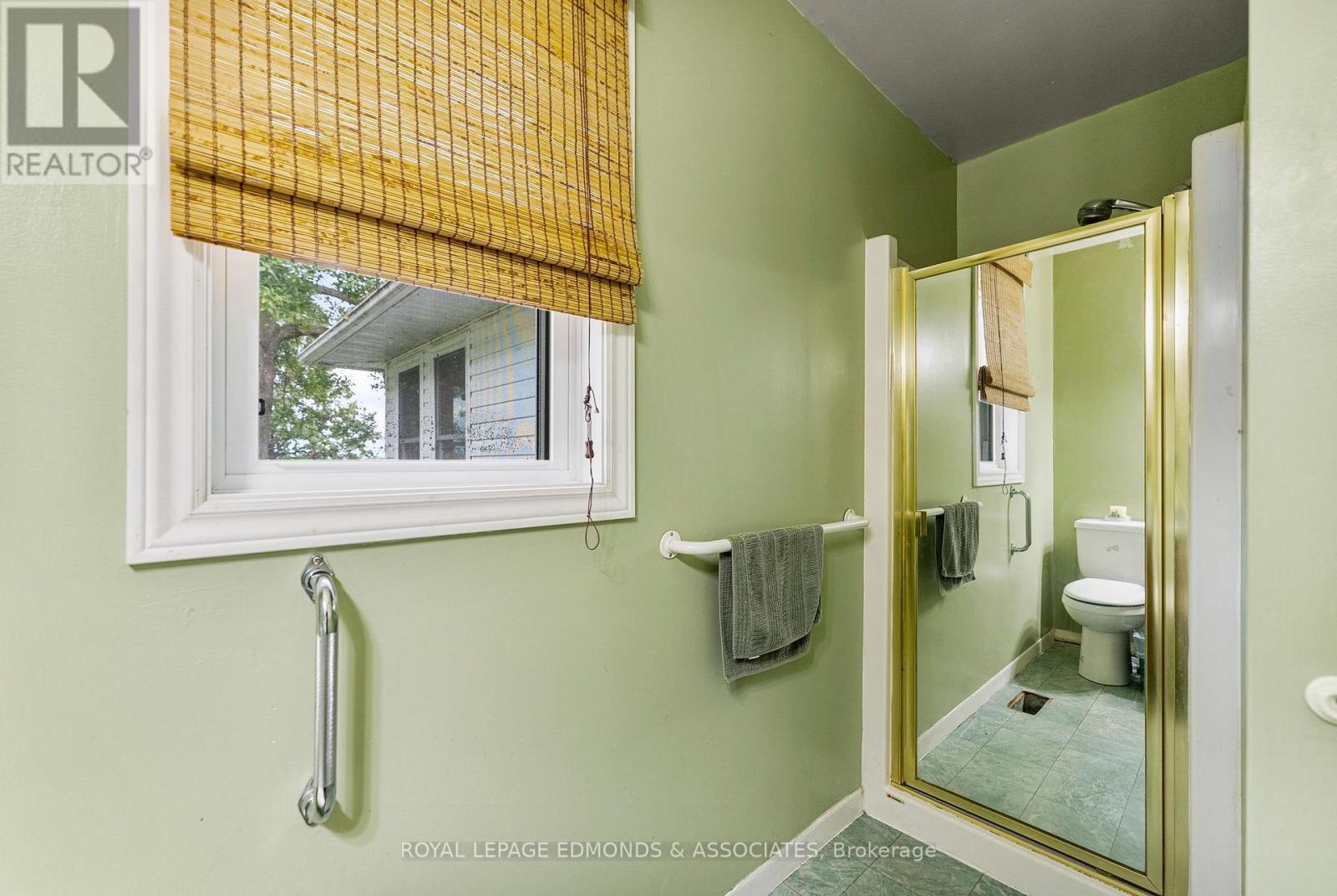 1095 MOUNTAINVIEW DRIVE - 20
