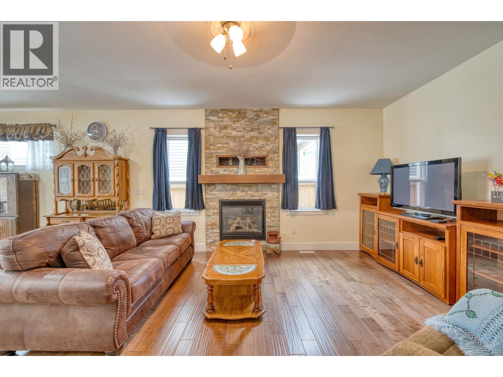 11719 103A STREET - Photo 3 of 20, Fort St. John, British Columbia