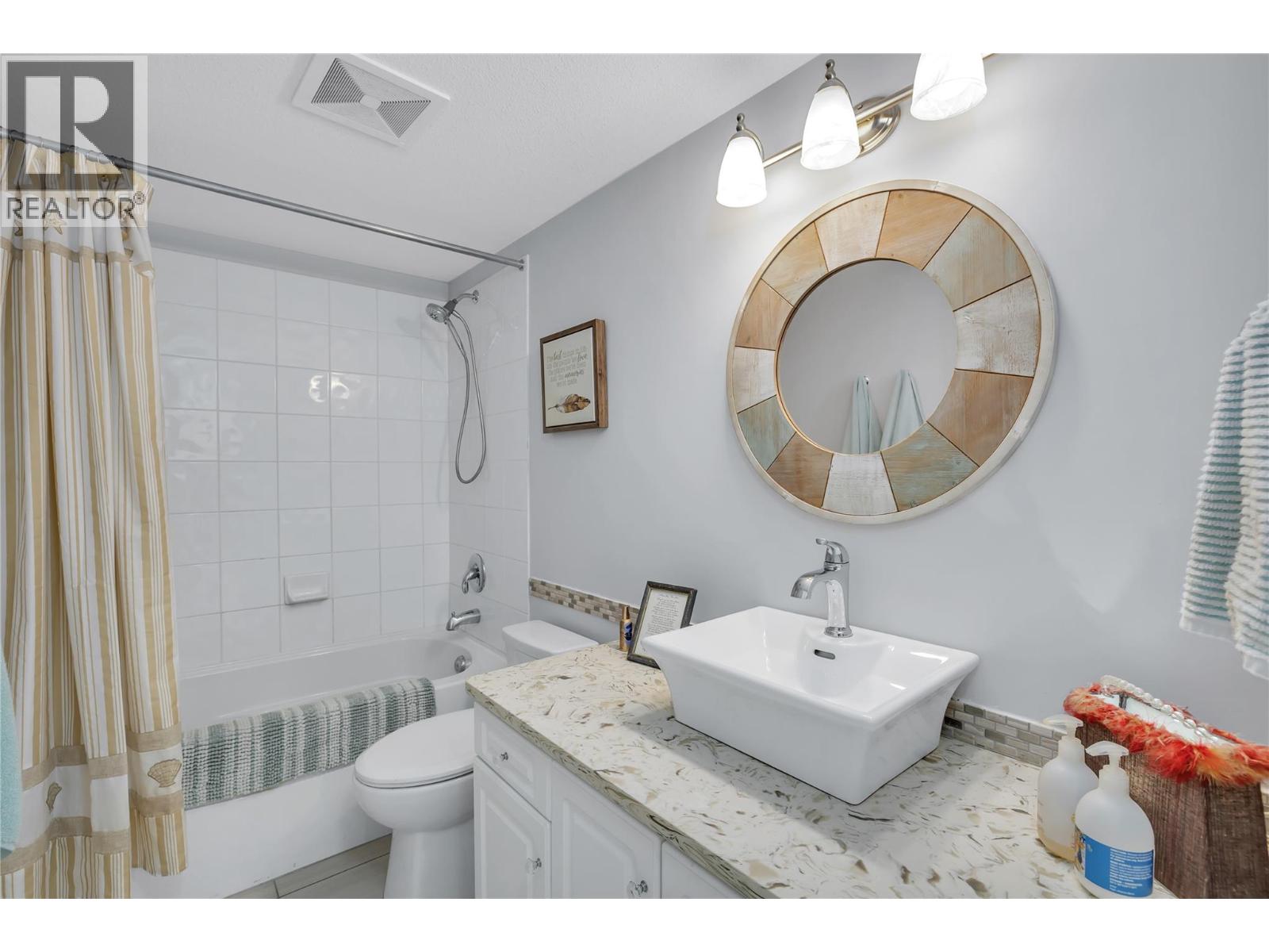 635 1088 Sunset Drive, Kelowna