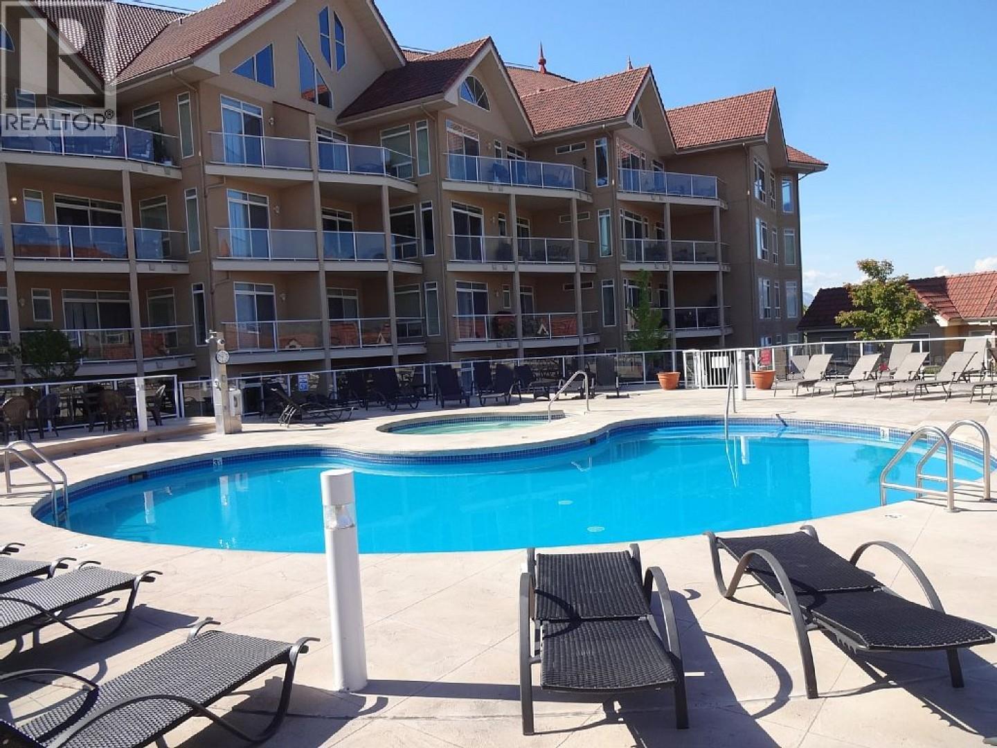 635 1088 Sunset Drive, Kelowna