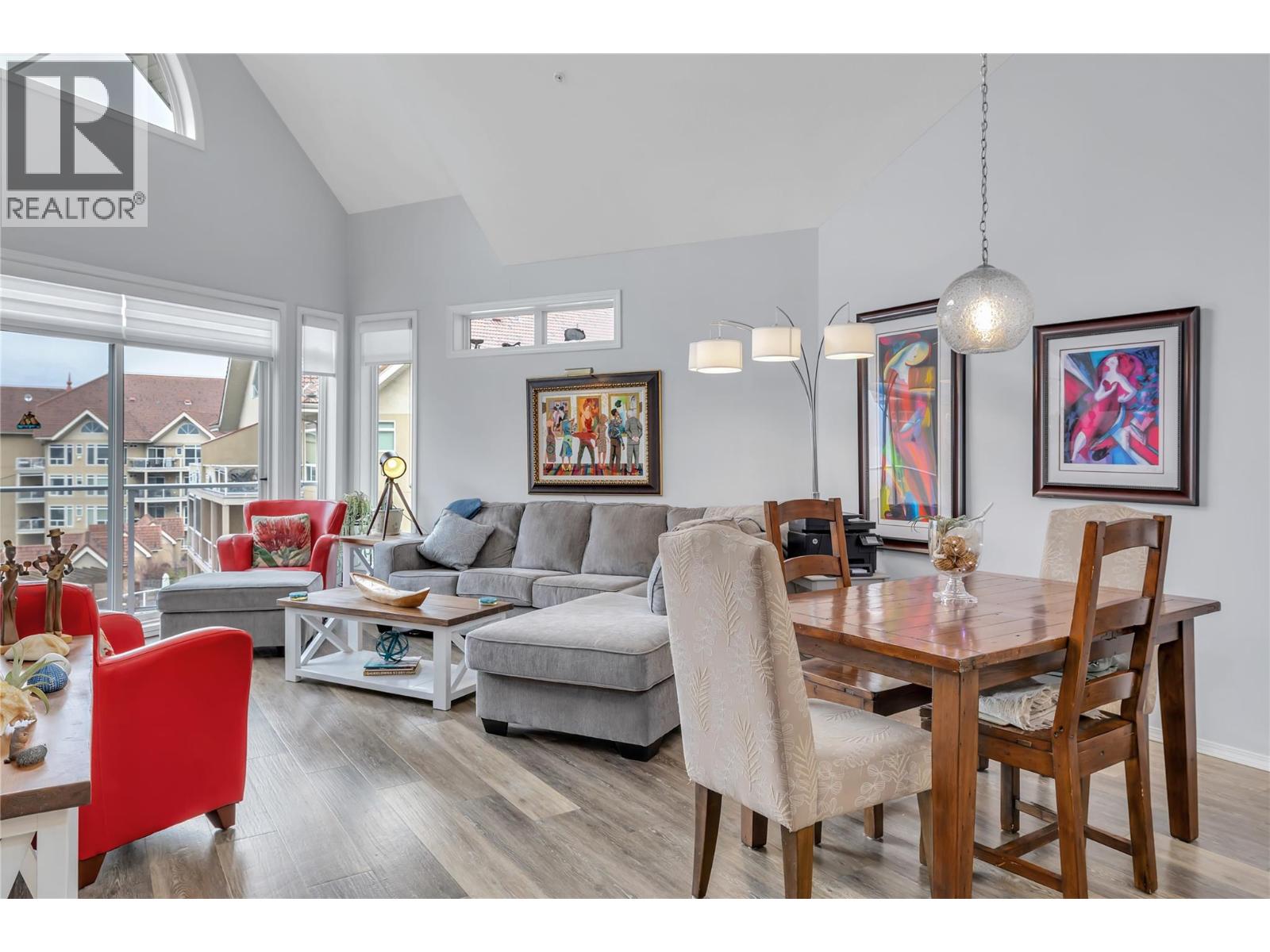 635 1088 Sunset Drive, Kelowna