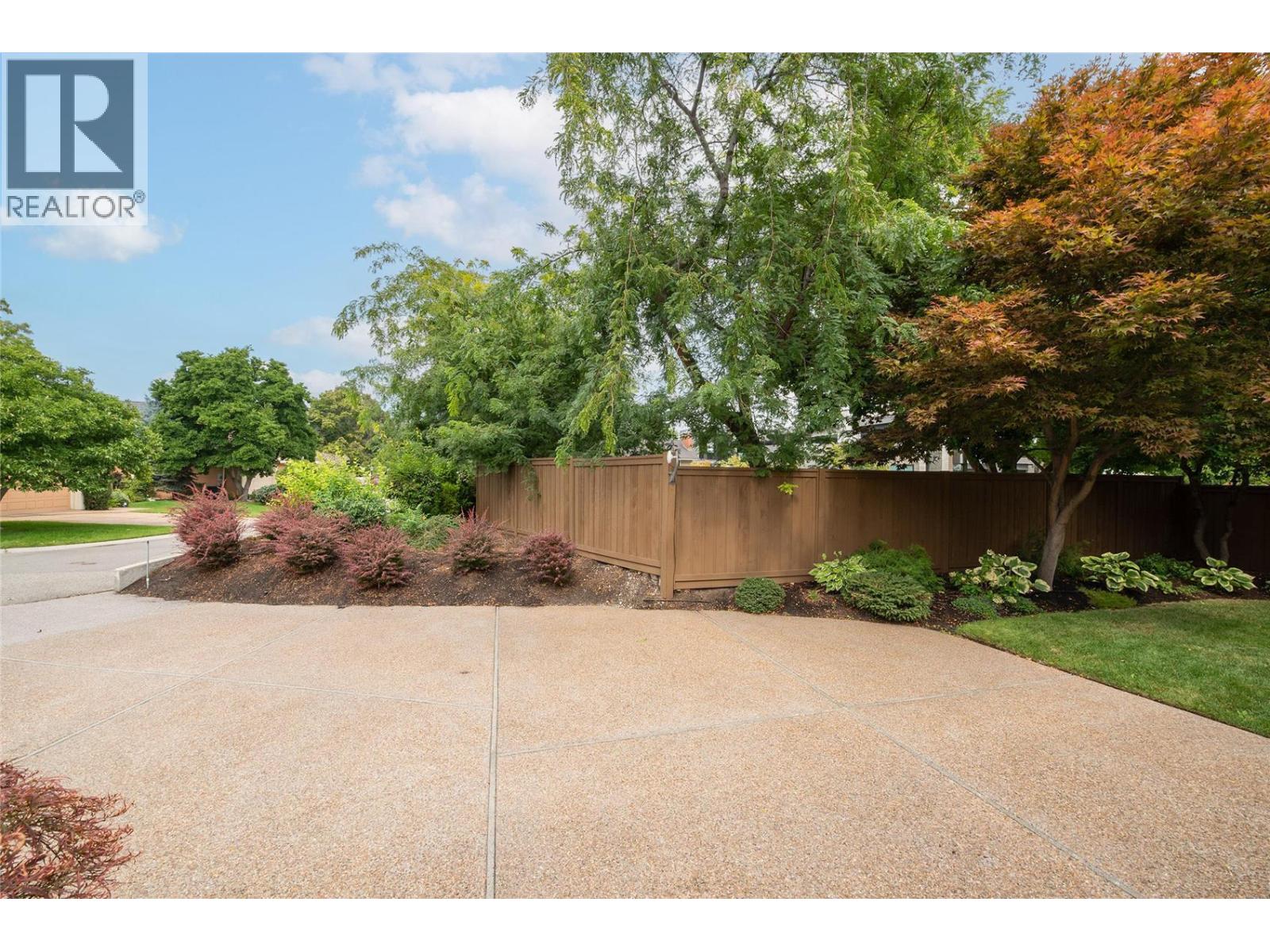 2368 Abbott Street Unit# 20, Kelowna