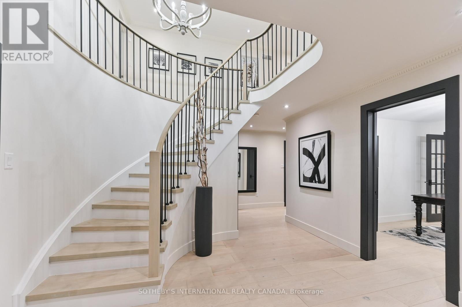 23 HILL FARM ROAD - Photo 4 of 46, King (Nobleton), Ontario