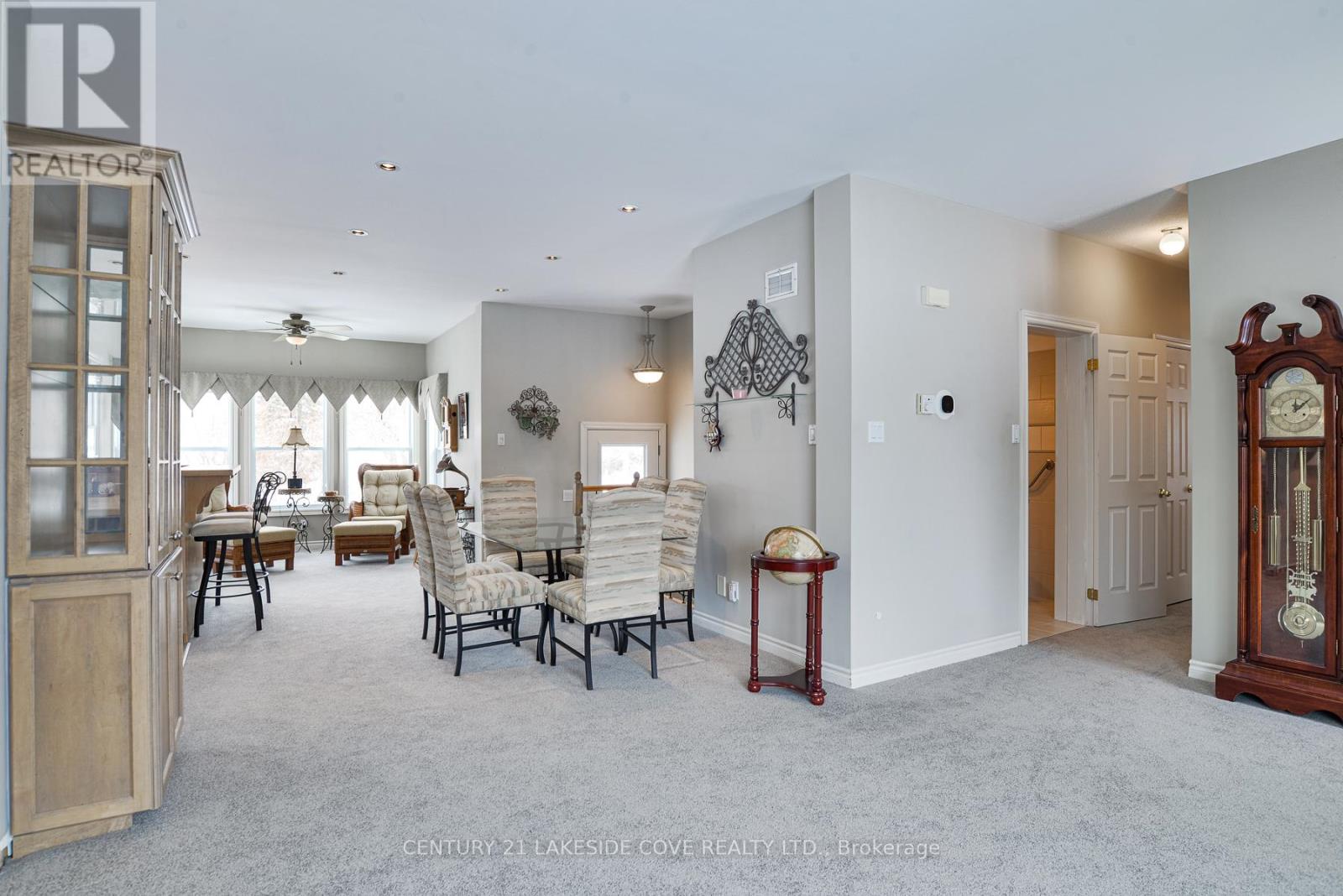 2811 STEPHEN DRIVE - 14