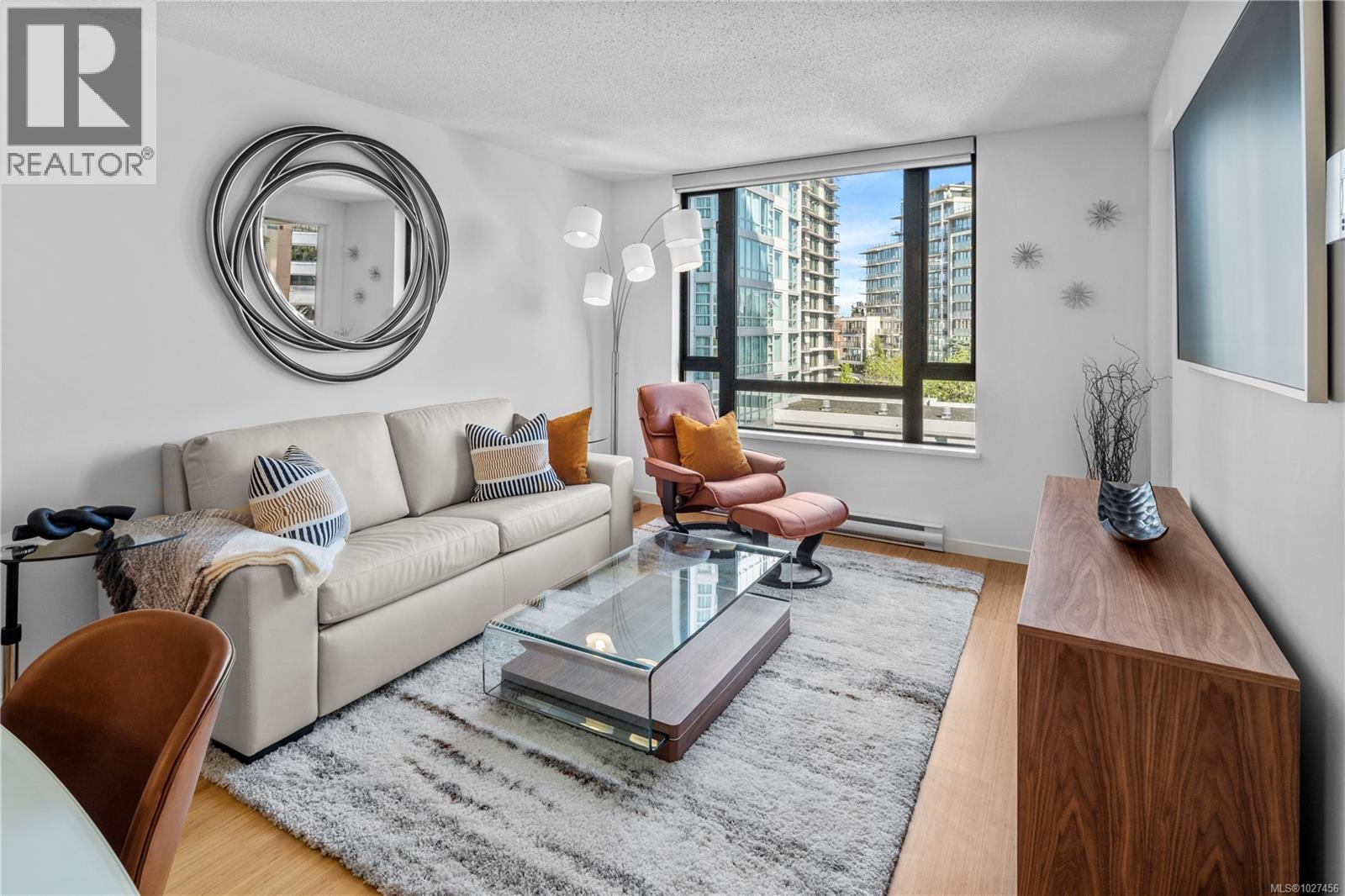 501 751 Fairfield Road, Victoria